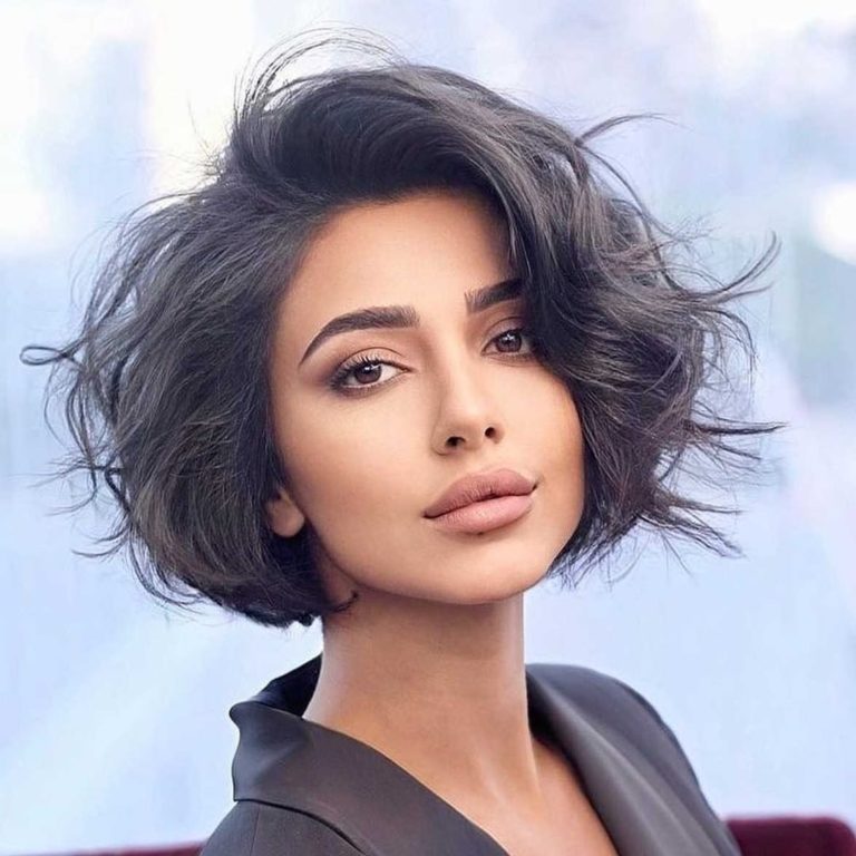 15 Flattering ShoulderLength Hairstyles to Watch Out for in 2024
